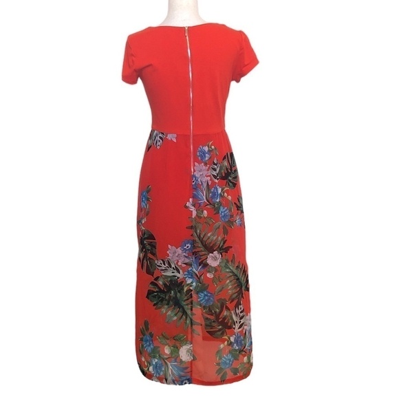 VINCE CAMUTO Maxi Dress Women's Size Small Red Blue Floral Printed-Overlay - Picture 3 of 11